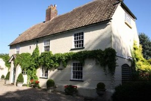 Solley Farm House Bed & Breakfast Worth Deal Image