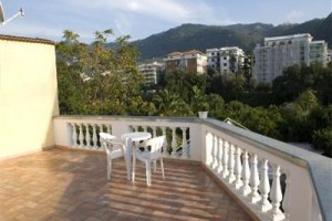Sorrento Town Suites Image