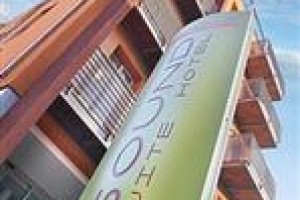 Sound Suite Hotel Image