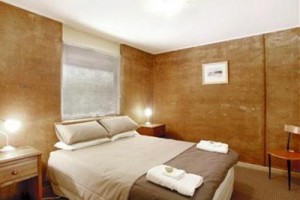 Split Point Cottages Image