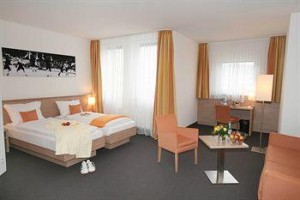 Sporthotel Grosswallstadt Image