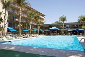 Sportsmen's Lodge Hotel Image