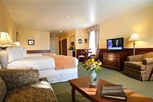 Spruce Point Inn Resort and Spa Image