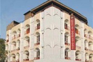 Hotel Sri Nanak Continental Image