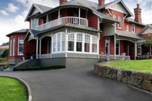 St Leonards Lodge Image