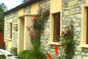 Staghall Old School Bed & Breakfast Cavan Image