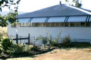 Staple House Bed & Breakfast Woolooga Image