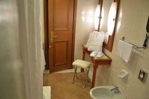 Starhotels Metropole Image