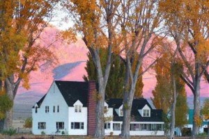 Stonehouse Country Inn voted  best hotel in McDermitt