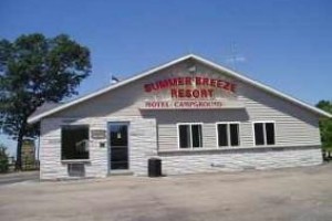 Summer Breeze Resort Image