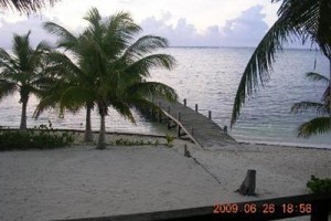 Sundiver Beach Resort Image