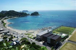 Sunset Breeze Hota voted  best hotel in Kyonan