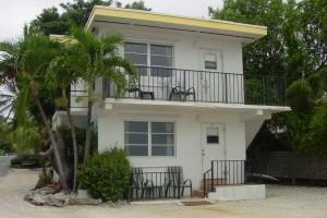 Sunset Cove Beach Resort Key Largo Image