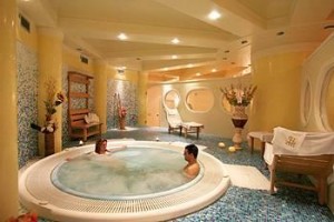Sunshine Club Hotel & Spa Ricadi Image