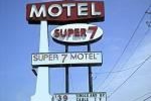 Super 7 Motel Image