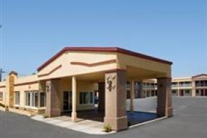 Super 8 Hanford voted 3rd best hotel in Hanford