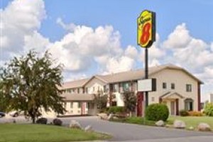 Super 8 Motel Alexandria (Minnesota) voted 4th best hotel in Alexandria 