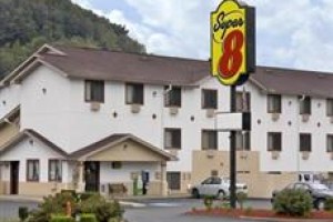 Super 8 Motel Butler Image