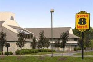 Super 8 Cincinnati Image
