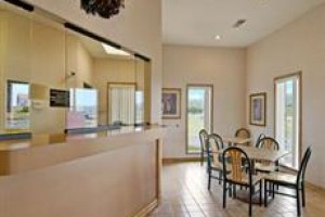 Super 8 Motel Collinsville Image