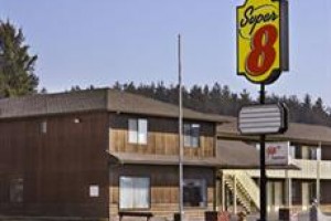 Super 8 Crescent City Image