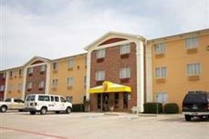 Super 8 Bedford DFW Airport West Image