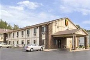 Moline/East Super 8 Motel Image