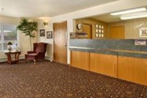 Super 8 Escanaba voted 3rd best hotel in Escanaba