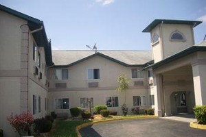 Super 8 Motel Franklin voted 3rd best hotel in Franklin