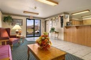 Super 8 Motel Gallipolis Image