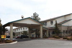 Super 8 Motel Klamath Falls voted 10th best hotel in Klamath Falls