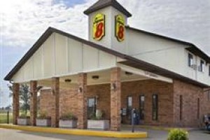 Super 8 Motel Marion (Illinois) voted 7th best hotel in Marion 