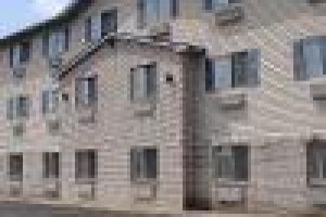 Magnuson Hotel University Inn Image