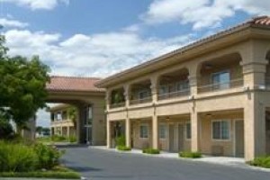 Super 8 Modesto voted 6th best hotel in Modesto