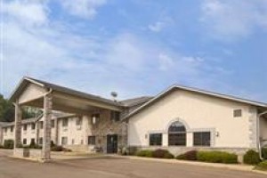 Super 8 Motel Mount Vernon (Ohio) voted 2nd best hotel in Mount Vernon 