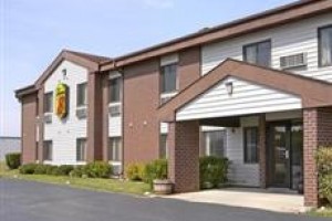 Saukville/Port Washington Super 8 Motel voted  best hotel in Saukville