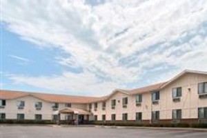 Super 8 Motel Shakopee Image