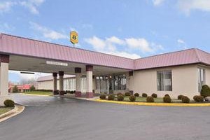 Super 8 Motel Springfield Image