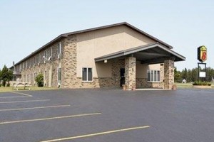 Super 8 Munising Wetmore Area Image