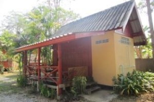 Suwan Guesthouse and Resort Image