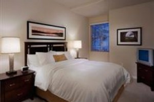 Oakwood Apartments at Iron Point Folsom Image