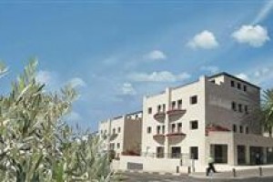Tamar Residence Image