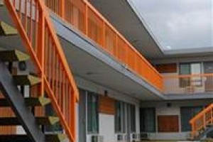 Tangerine Hotel voted 2nd best hotel in Burbank 