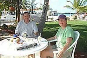 Tarpon Flats Inn & Marina Image