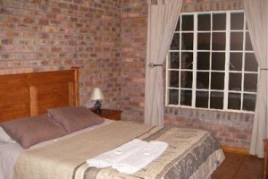 Thaba Tsweni Lodge & Safaris Image