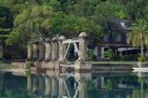 The Admiral's Inn Image