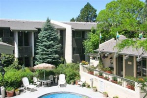 The Alikar Gardens Resort-A Premier Apartment Community Image