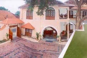 The Ballard Bungalow Image