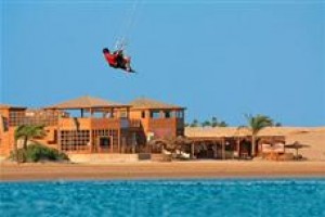 The Breakers Diving And Surfing Lodge Soma Bay Image