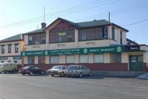 The Bridge Hotel Smithton Image